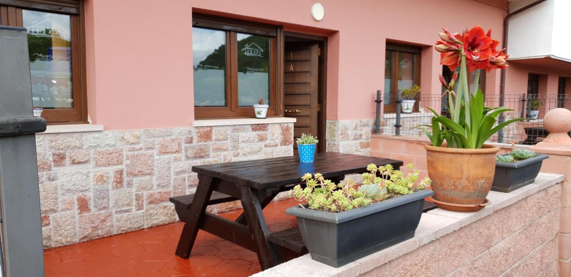 Apartamentos Fermín Onís Exterior foto